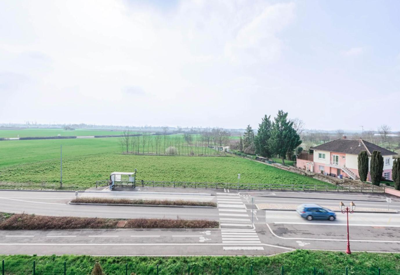 Hotel Roi Soleil Strasbourg Aéroport Holtzheim Exterior foto