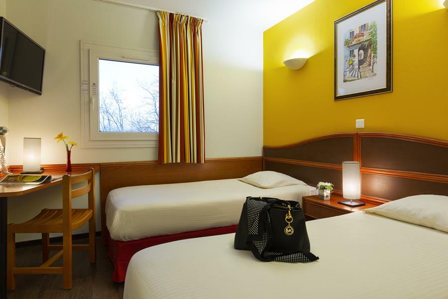 Hotel Roi Soleil Strasbourg Aéroport Holtzheim Exterior foto